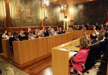 Rifirrafe en el Ayuntamiento que queda en nada: el agua subirá un 2,3% en León en 2026