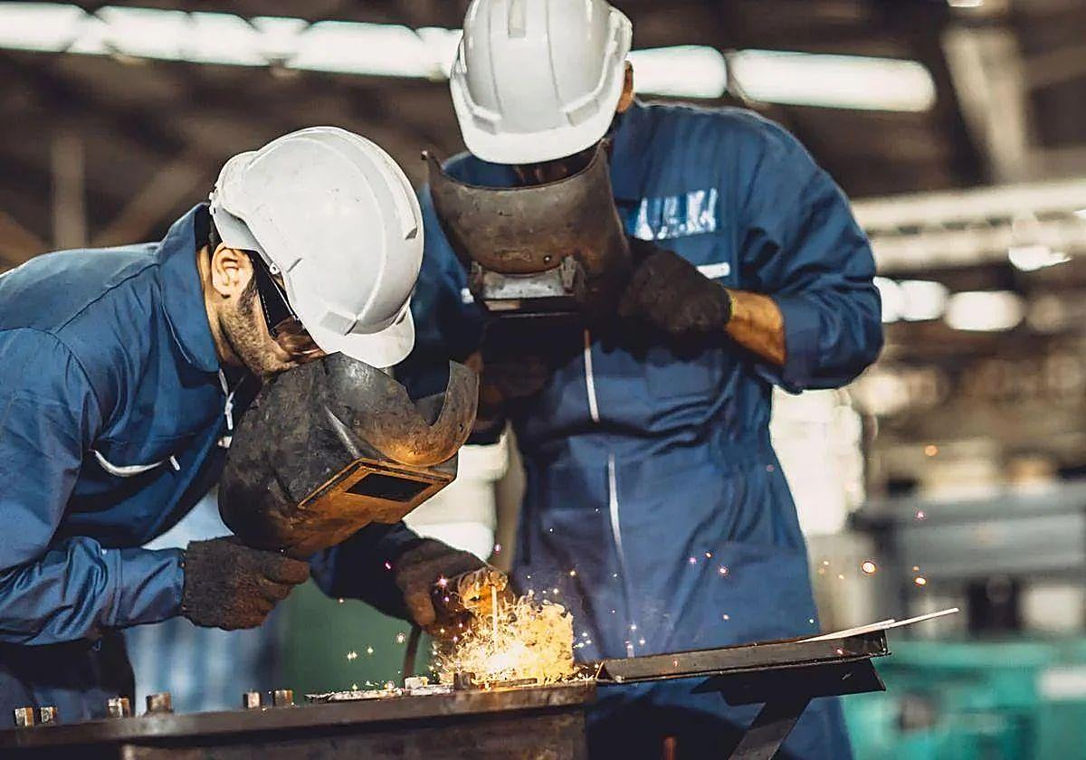 Imagen de archivo de la industria del metal.