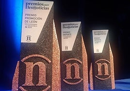 Imagen de uno de los trofeos en los Premios Leonoticias 2025
