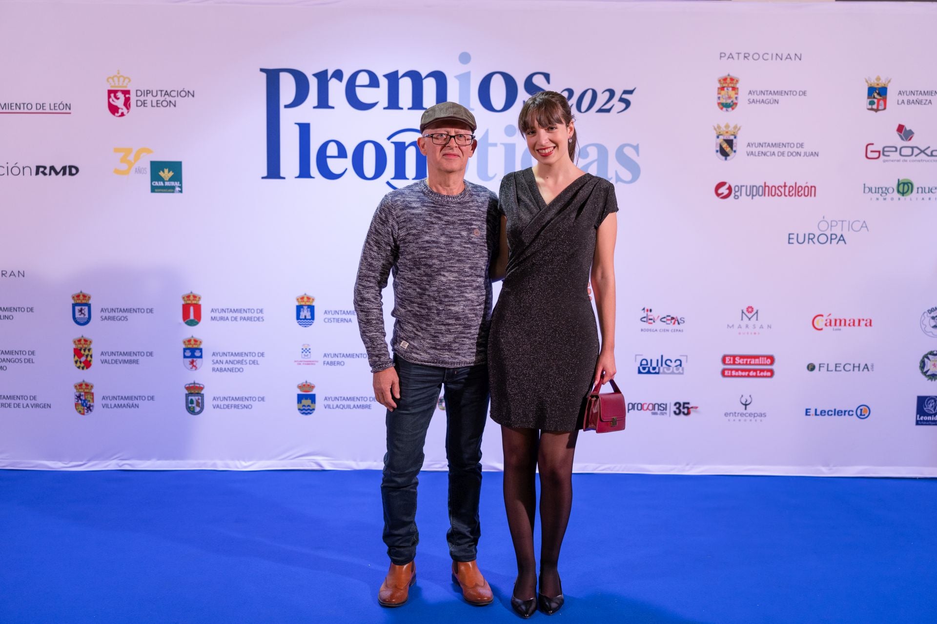 Antonio García, del Ayuntamiento de La Pola de Gordón, y Lucía de Castro, del PSOE de León.