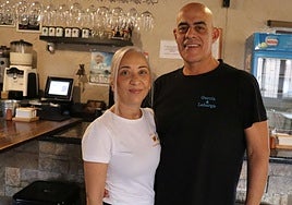 Jose Manuel y Virginia, propietarios del establecimiento.