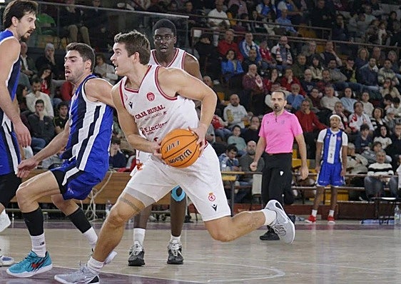 Acción del úlktimo derbi en el Palacio.