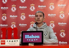 Luis Chacón, tras recibir el premio.