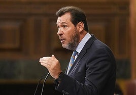 Óscar Puente en el Congreso de los Diputados.