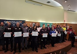 Entrega de reconocimientos.