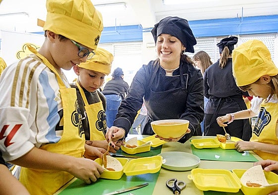 Aprender cocinando: la receta educativa de Alimerka para los más pequeños