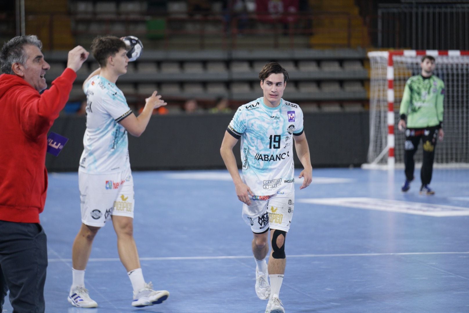 Las mejores imágenes del Abanca Ademar - F.C. Barcelona