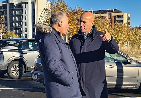 El portavoz de UPL junto al alcalde de León.