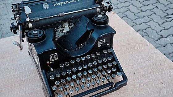 ¿Qué sabes de los grandes escritores leoneses? Ponte a prueba con estas 10 preguntas