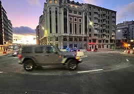 Abre la nueva rotonda.