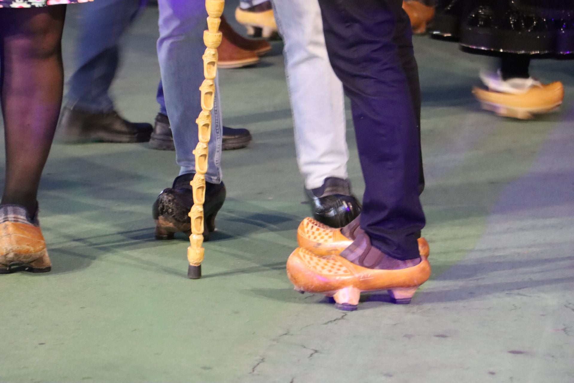 Las imágenes de la madreñada por las calles de León