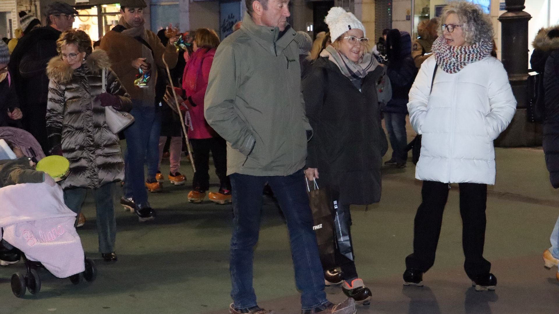 Las imágenes de la madreñada por las calles de León