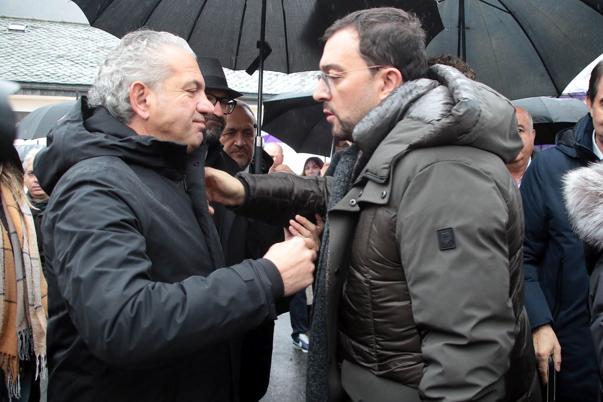 Imágenes del funeral por el minero fallecido en Caboalles