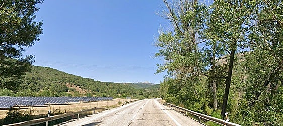 Lugar aproximado del accidente entre un coche y una bici en la N-630 cerca de La Robla.