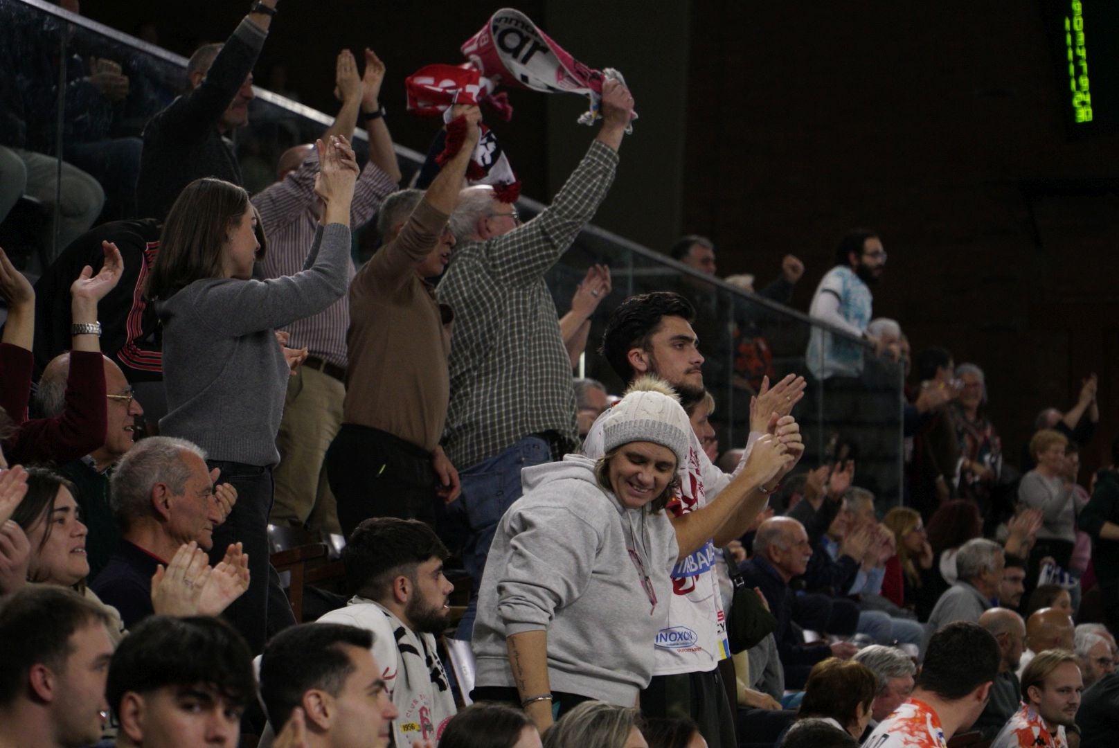 Las mejores imágenes del épico triunfo del Ademar ante el Kadetten
