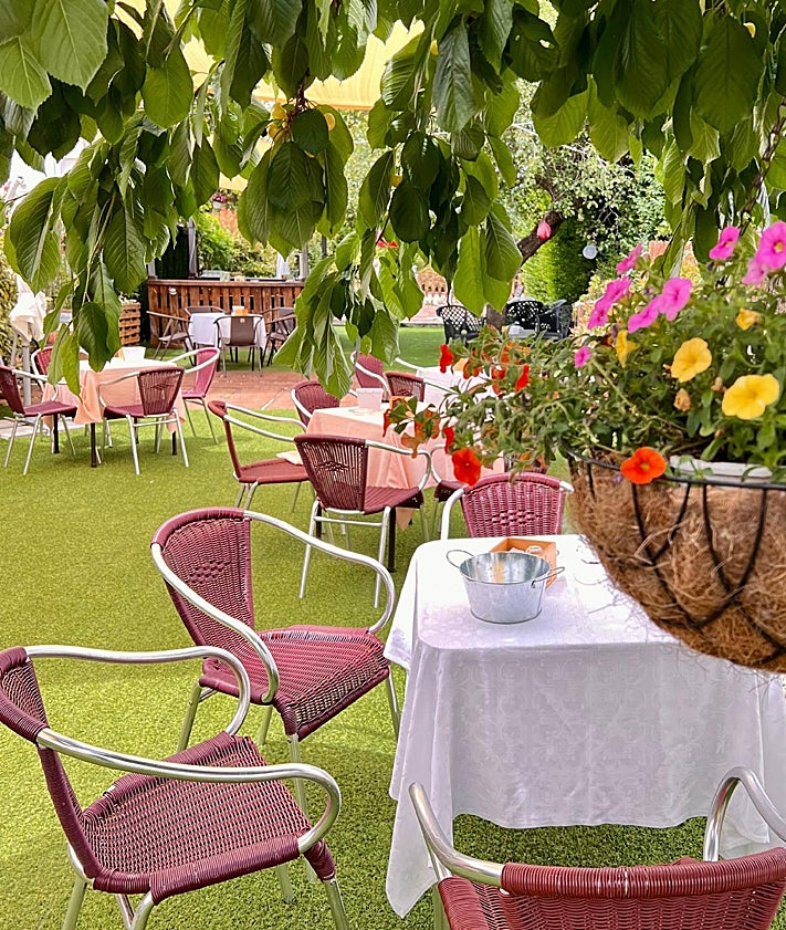 Imagen secundaria 2 - Restaurante Salones Victoria