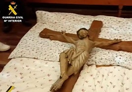 Una de las piezas incautadas en el registro.