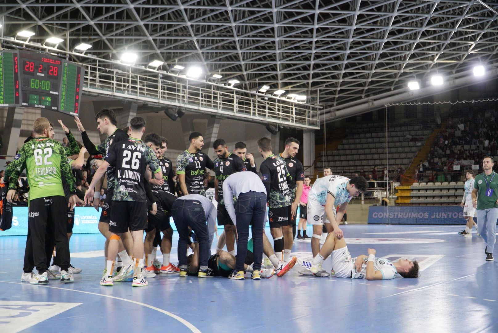 Las mejores imágenes del Abanca Ademar - Torrelavega