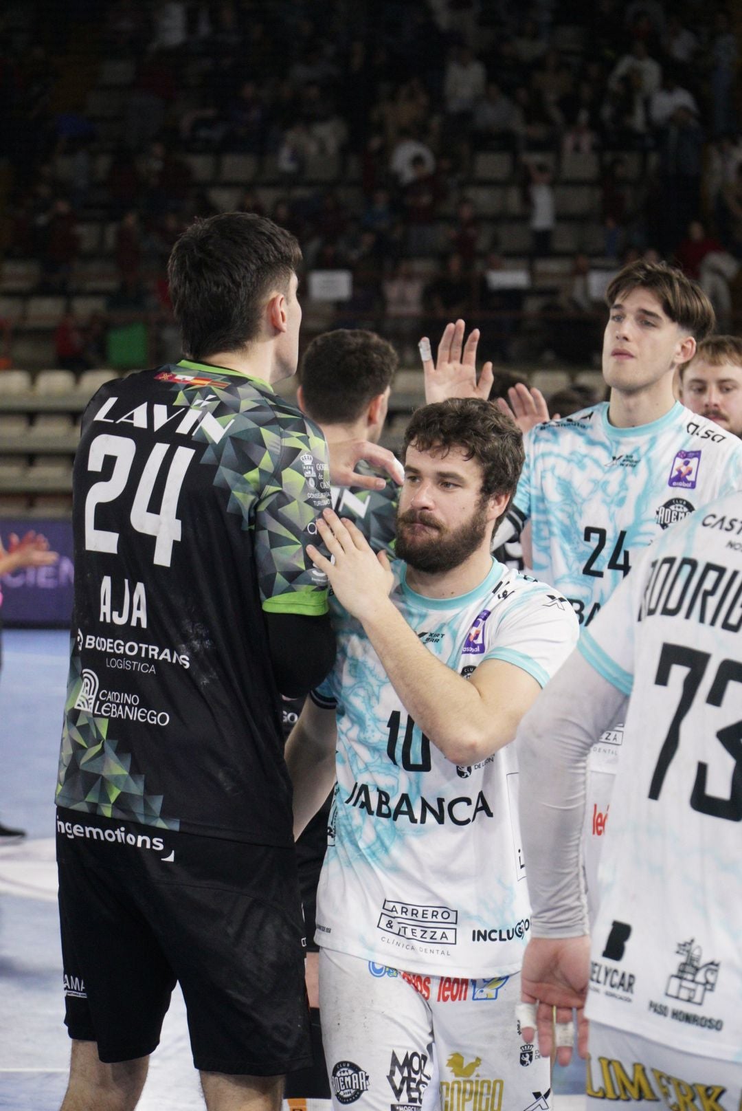 Las mejores imágenes del Abanca Ademar - Torrelavega