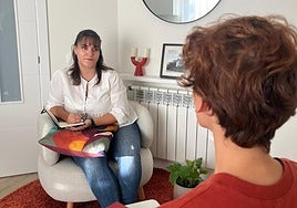 Judit Merayo, en una de sus consultas.