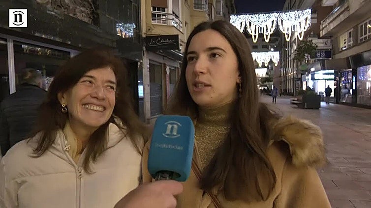 Así preparan los leoneses la decoración navideña