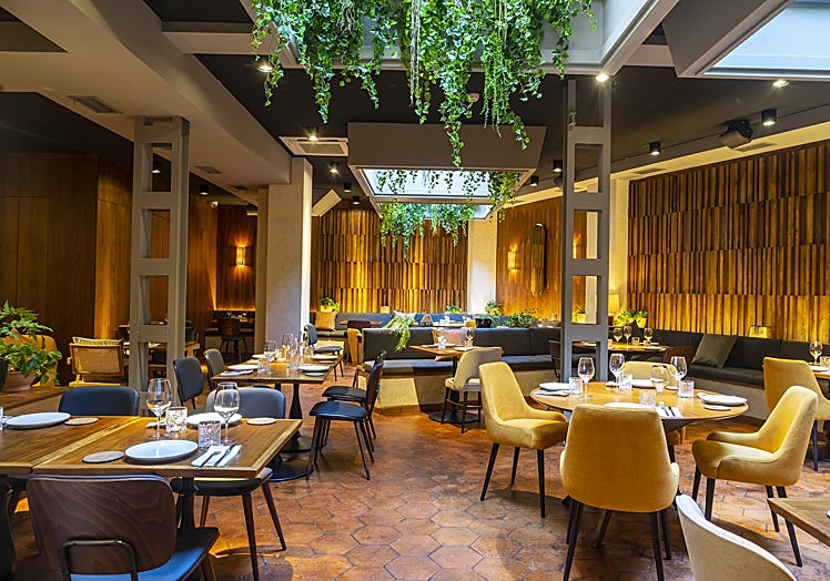 Restaurante Lumière es un espacio ideal para celebrar todo tipo de eventos y encuentros especiales