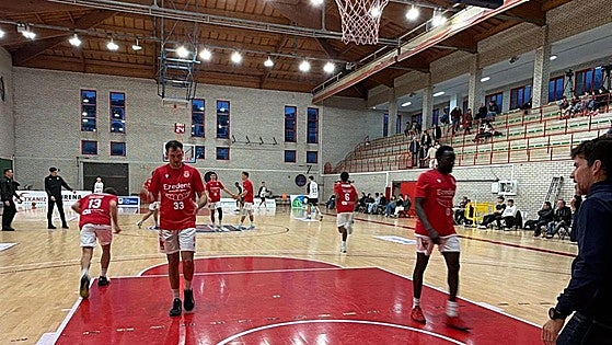 La Cultural se borra de la pista tras el descanso e Iraurgi aplasta