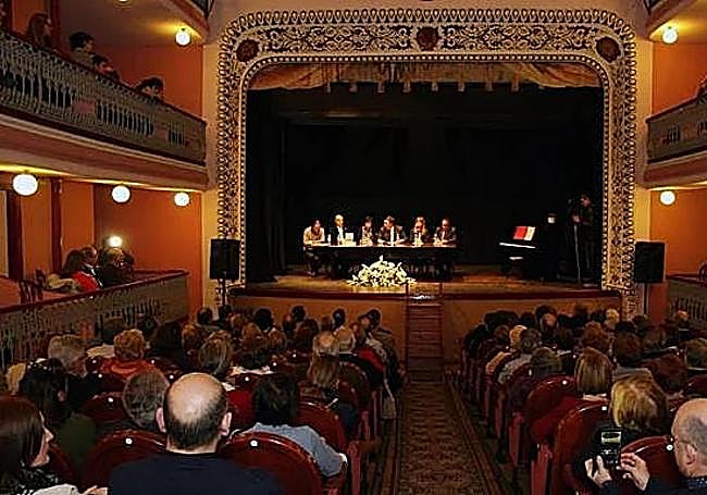 Teatro Gil y Carrasco de Villafranca del Bierzo.