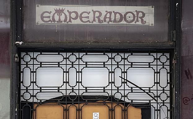 Teatro Emperador de León