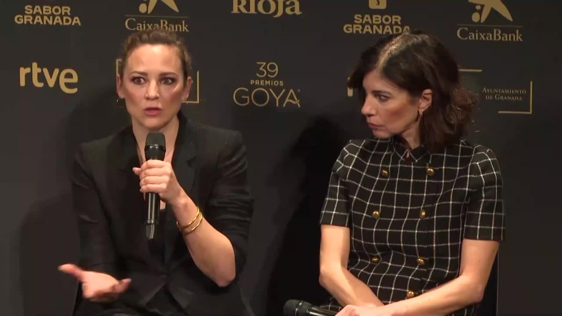 Maribel Verdú y Leonor Watling presentarán los Goya 2025 tras "un gran año de cine español"