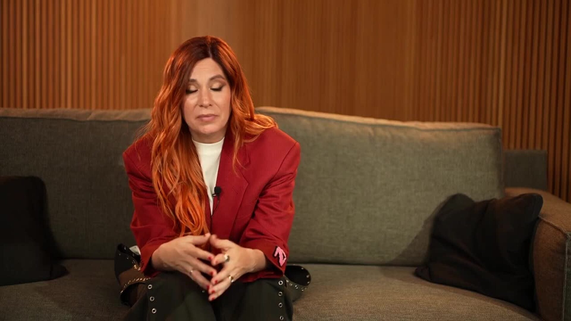 Leire Martínez inicia su carrera en solitario con un single íntimo sobre su salida de La Oreja