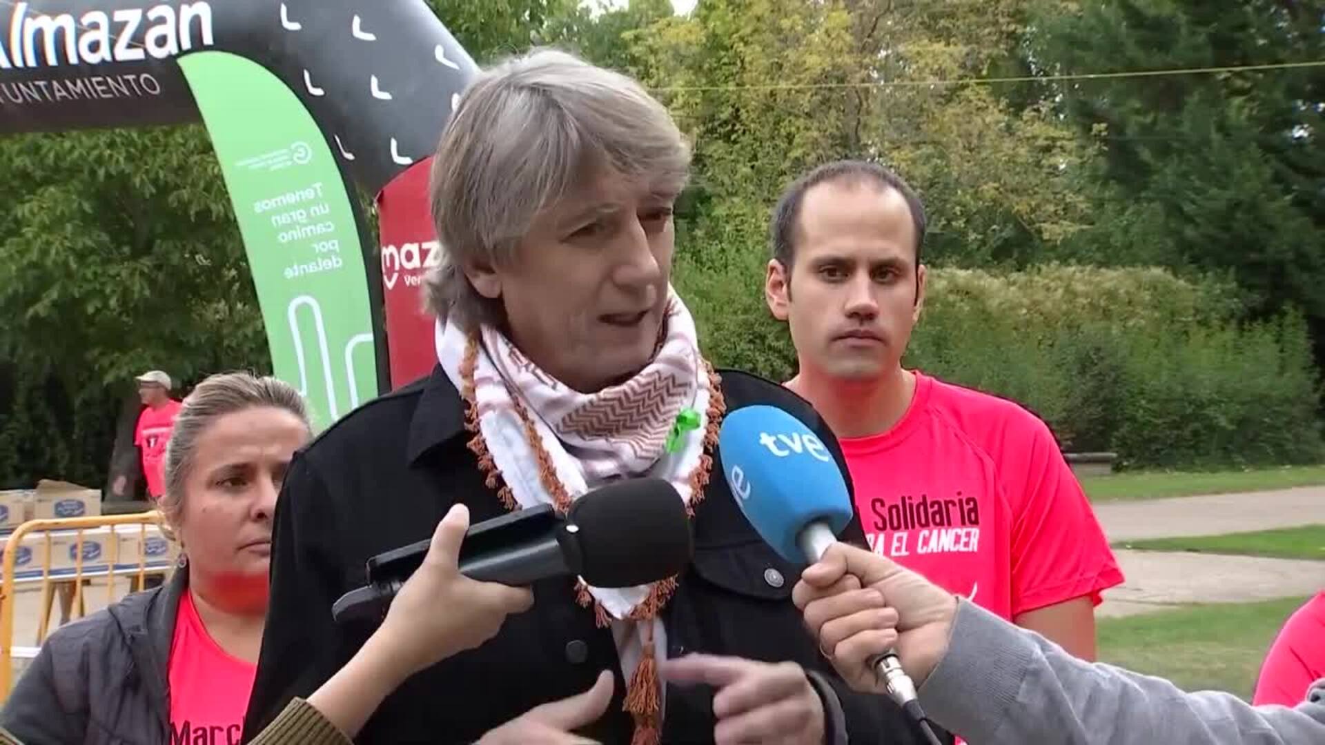 Martínez ve a Feijóo como un "capitán sin rumbo" que "plagia" a Vox en inmigración