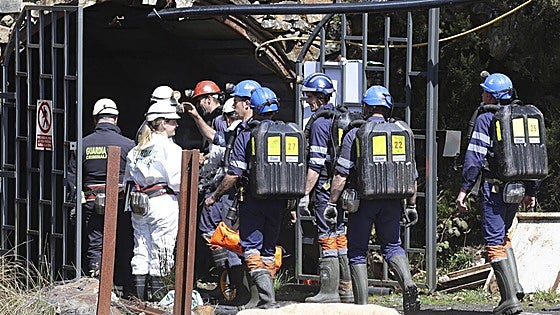 Cuatro imputados por el homicidio imprudente de cinco leoneses en el accidente de la mina de Cerredo