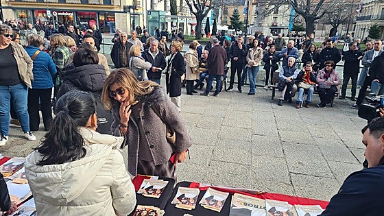 Alvise planta a sus ardillas en León sin previo aviso