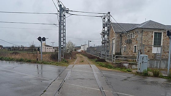 Astorga exige al Comisionado para el Corredor Atlántico «coordinación y apoyo a los proyectos ferroviarios»