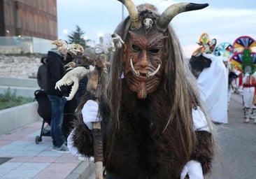 Leonese antruejo'ları Portekiz'deki Bemposta'nın 'Rituais ancestrais' adlı uluslararası toplantısına katıldı