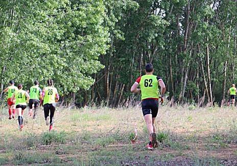Imagen secundaria 1 - Participantes en la Farinato Race.