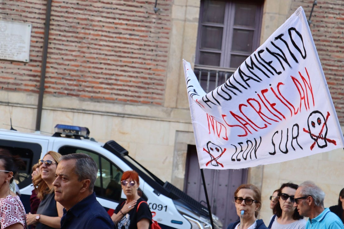 Las imágenes de la manifestación por la planta de biomasa en León