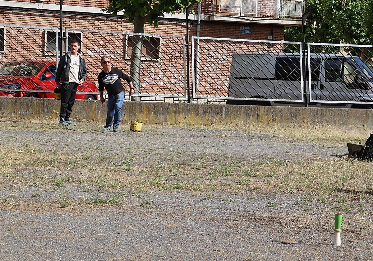El juego de la tarusa en León.