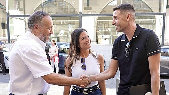 Nuria Rubio aboga por una «alfabetización digital» que permita «discernir» entre la información veraz y la «desinformación creada con intencionalidad»