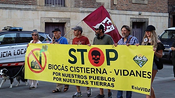 Los socios de EslaVida aportarán 150 euros para contratar un bufete de abogados