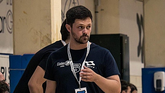 El artífice del ascenso del Balonmano Sariegos continuará en Primera Nacional
