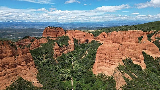 Del oro de Las Médulas al litio del siglo XXI: la nueva carrera mundial por los recursos energéticos