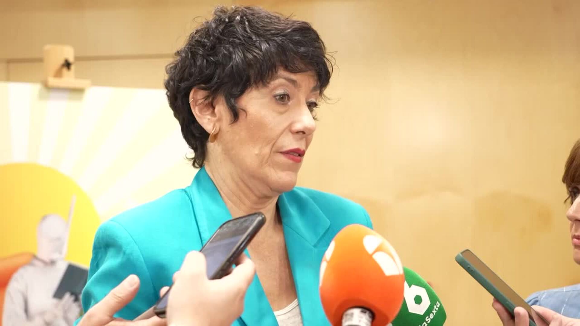 Elma Saiz acusa al PP de "meter en un lío diplomático" a España por las declaraciones de Rajoy