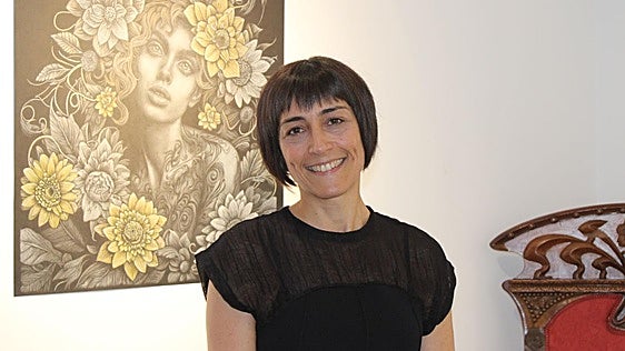 La artista hiperrealista Vanesa Pellitero expone su obra en Santa María del Páramo