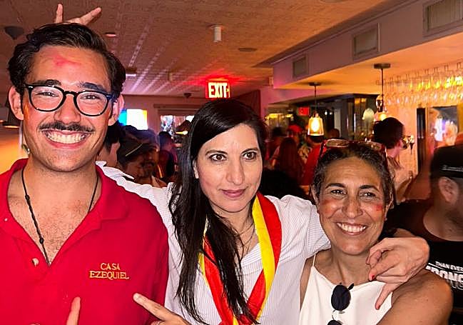 Pablo, Maite y Amanda, tres leoneses en Nueva York durante la final del Mundial.