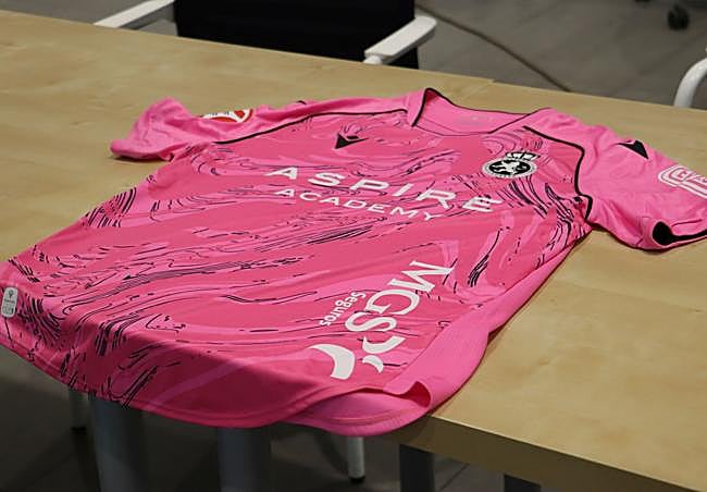La nueva equipación de portero de la Cultural.