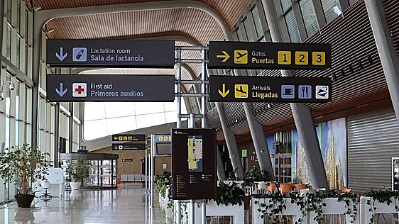 Air Nostrum amplía las conexiones aéreas de León durante la temporada alta de verano