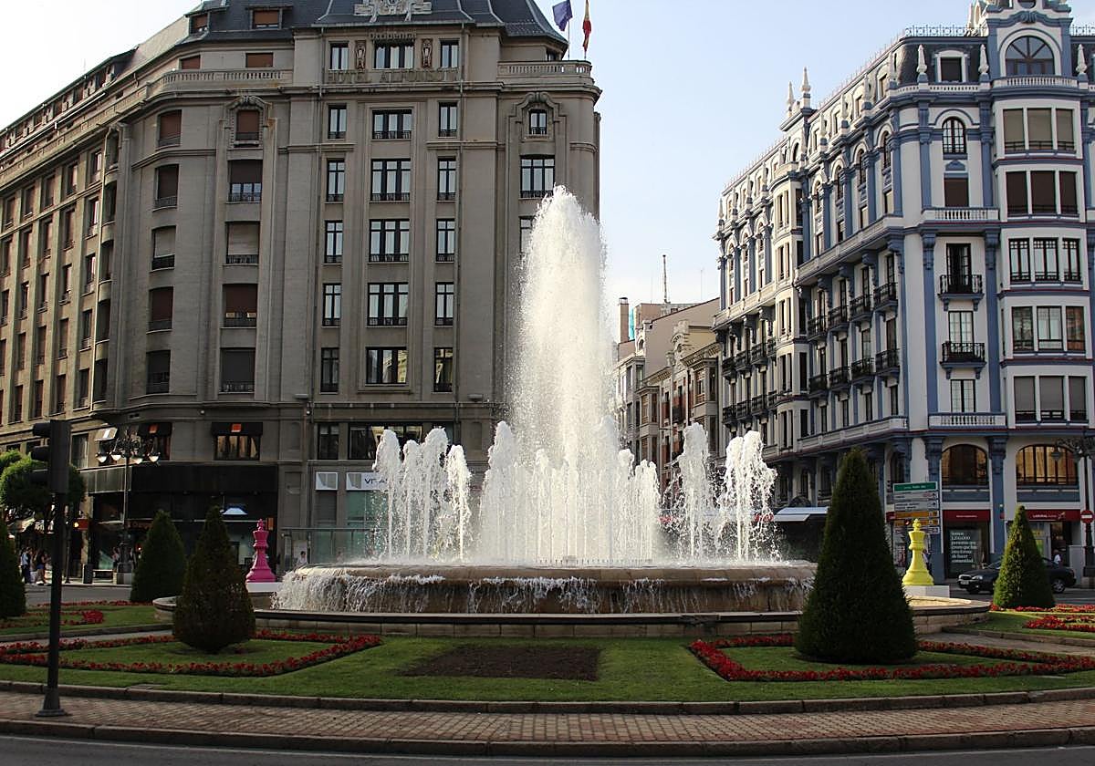 Plaza de Santo Domingo de León.