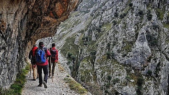 Reabren la Ruta del Cares tras el desprendimiento del viernes